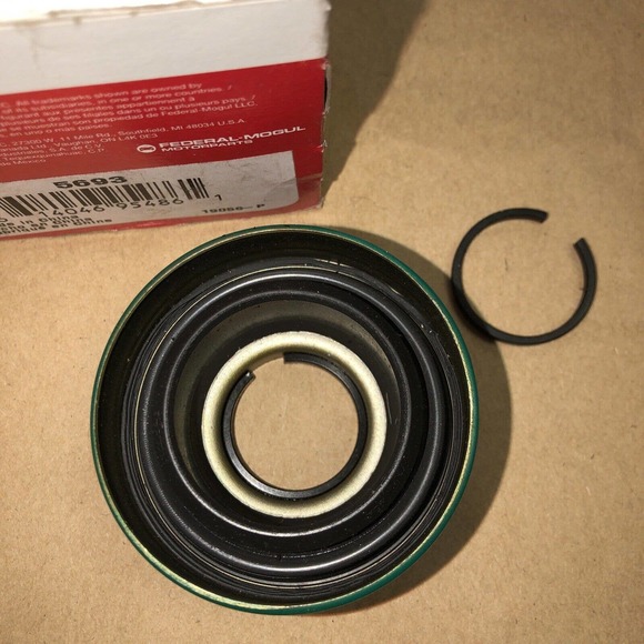 Automatic‎ Transmission Output Shaft Seal Kit-Auto Trans Output Shaft Seal Kit - Picture 3 of 4